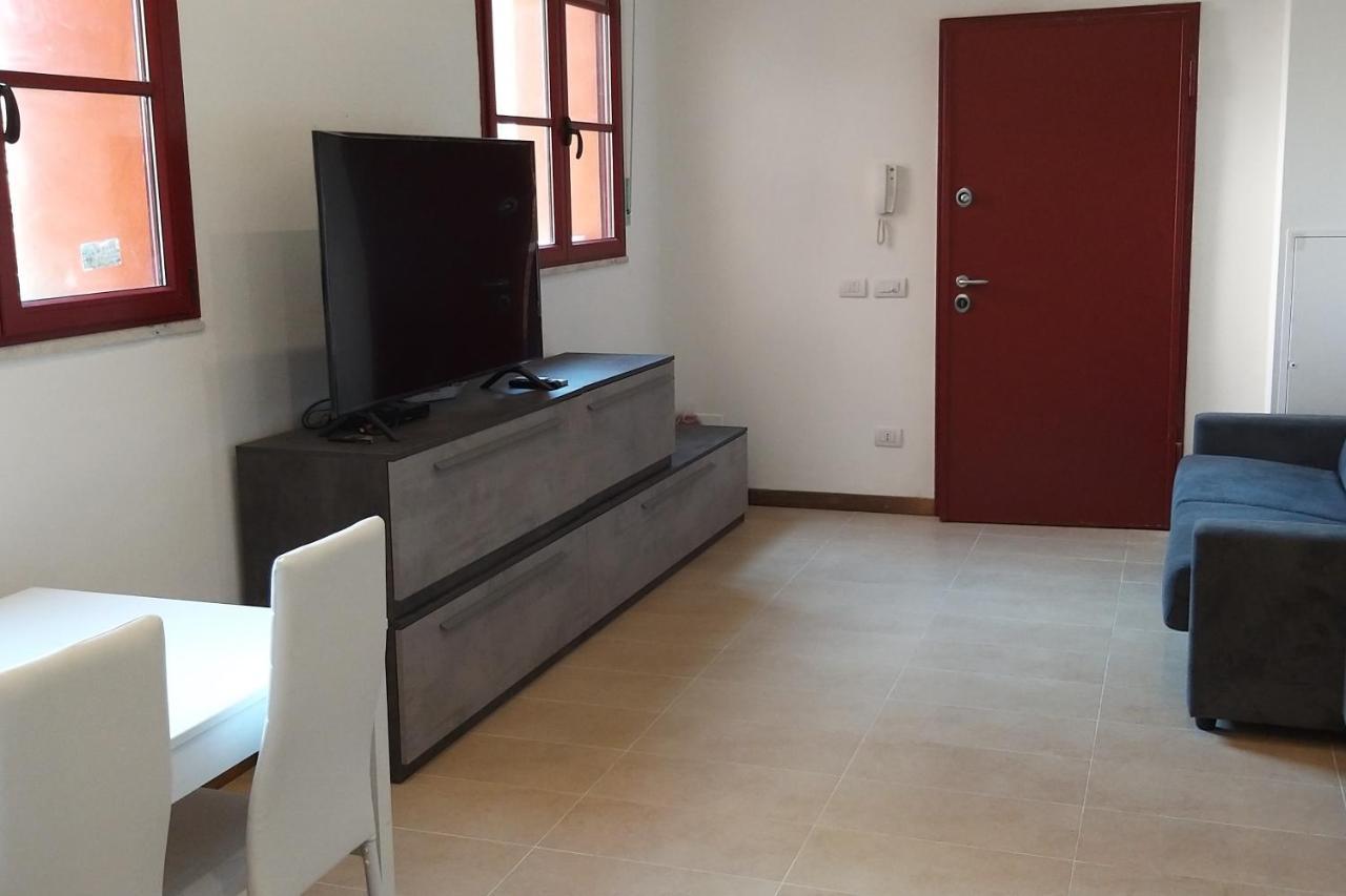 House On The Beach Apartment Calambrone Ngoại thất bức ảnh